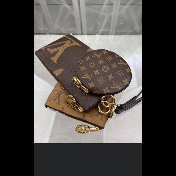 Love my growing authentic collection 😍 - Picture 4 of 6